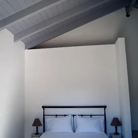 Throisma With Private Pool & Parking Appartement