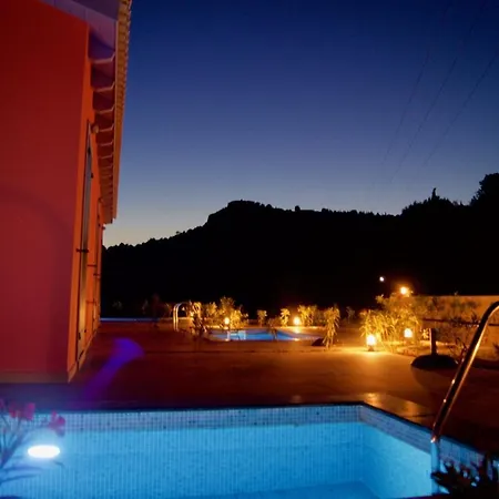 Throisma With Private Pool & Parking Apartment